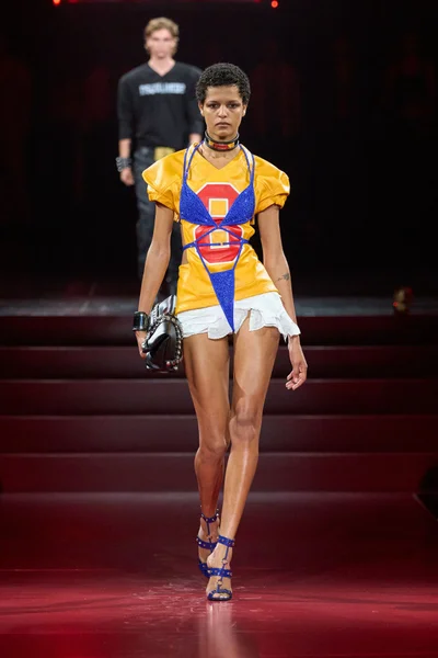 Look 36